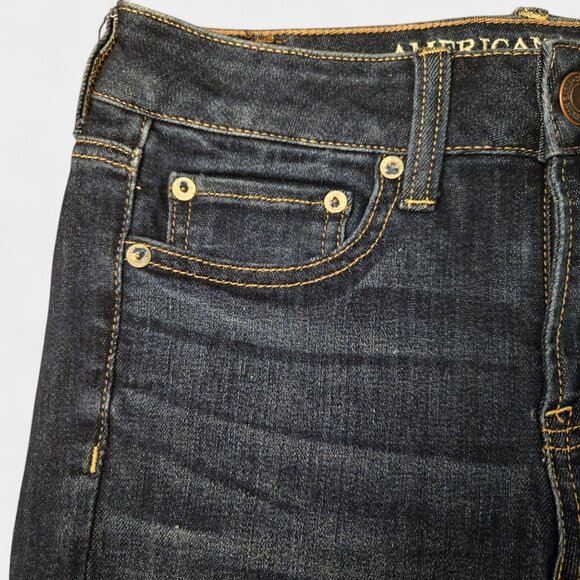 American Eagle Women's Next Level Stretch Skinny Bermuda Shorts 4 Preppy NWT - Picture 2 of 12